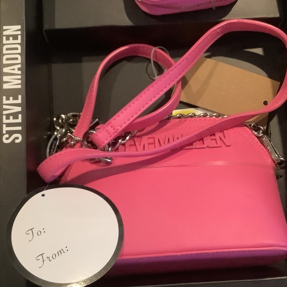 Steve Madden Pink 3 Piece Gift Set Crossbody Bag New - Picture 3 of 6
